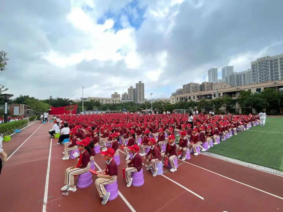 广东省珠海新辉学校广东省珠海新辉学校，教育之光与未来展望